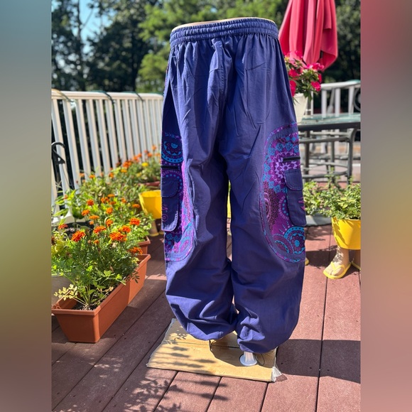 Vibrant Paisley Cargo Pants - Picture 4 of 11